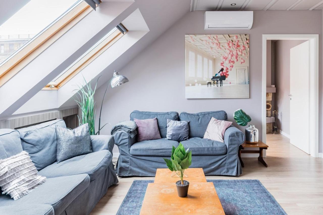 Sunny And Penthouse With Private Garage * Boedapest