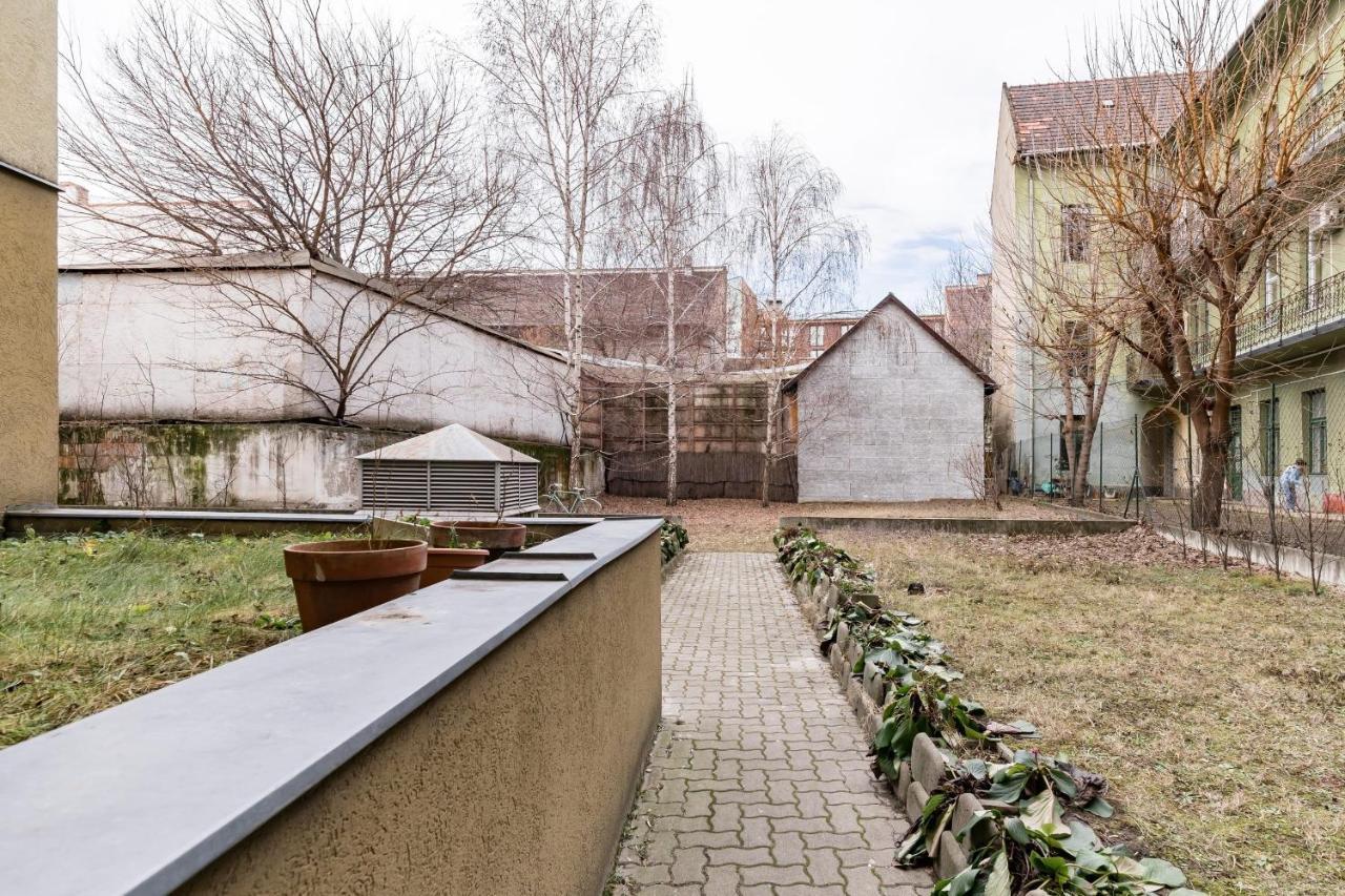 Apartament Sunny And Penthouse With Private Garage Budapesta